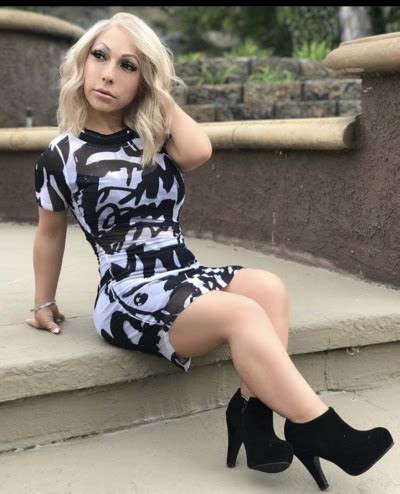Midgets porn videos .
